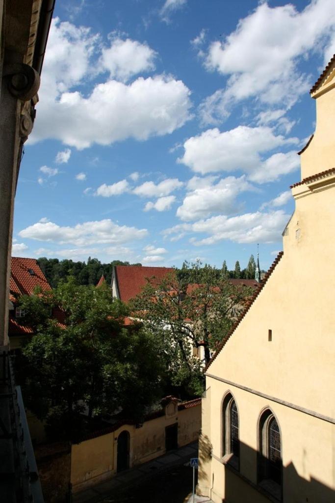 Spacious Elegance In The Heart Of Old Town Apartment Prag